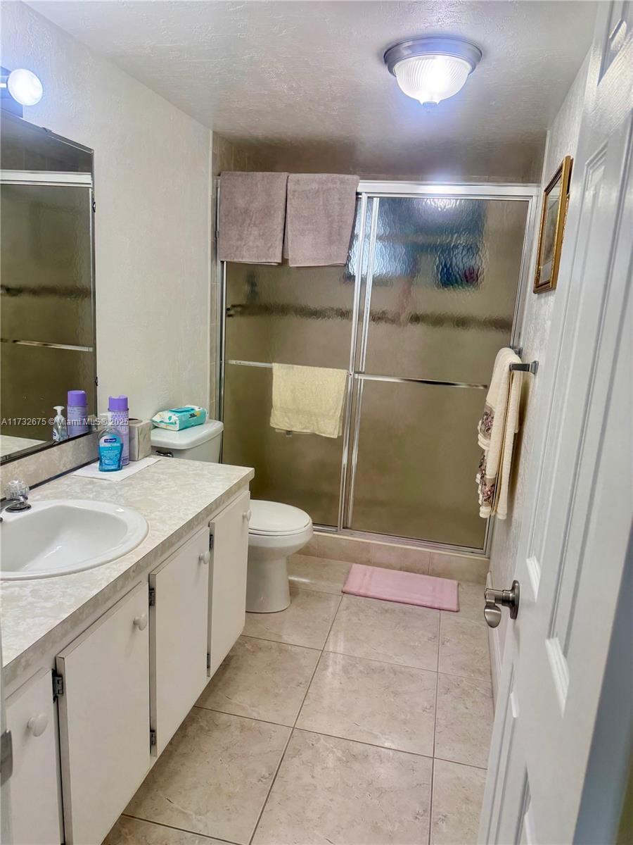 3750 Ne 170 St E-406 Property Photo 33
