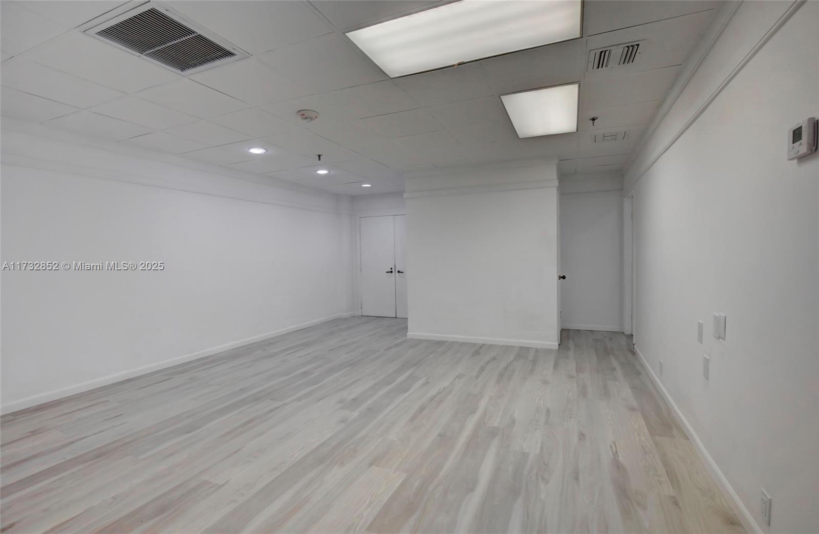 520 Brickell Key Dr 201 Property Photo 14