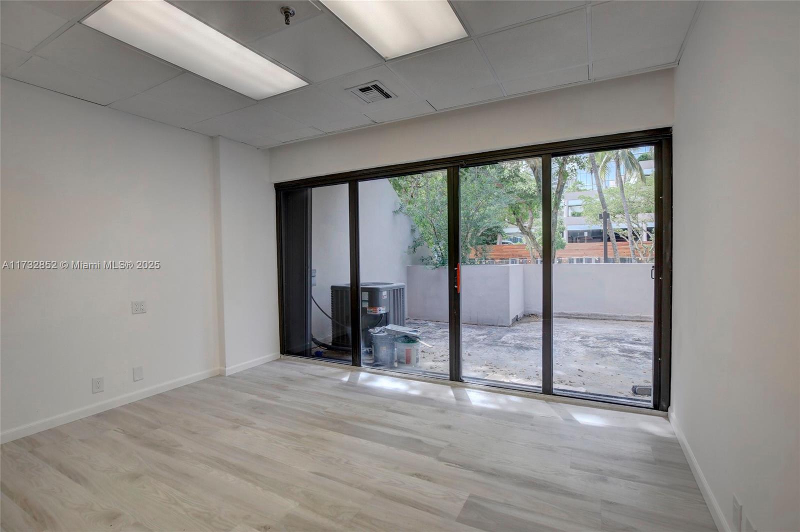 520 Brickell Key Dr 201 Property Photo 21