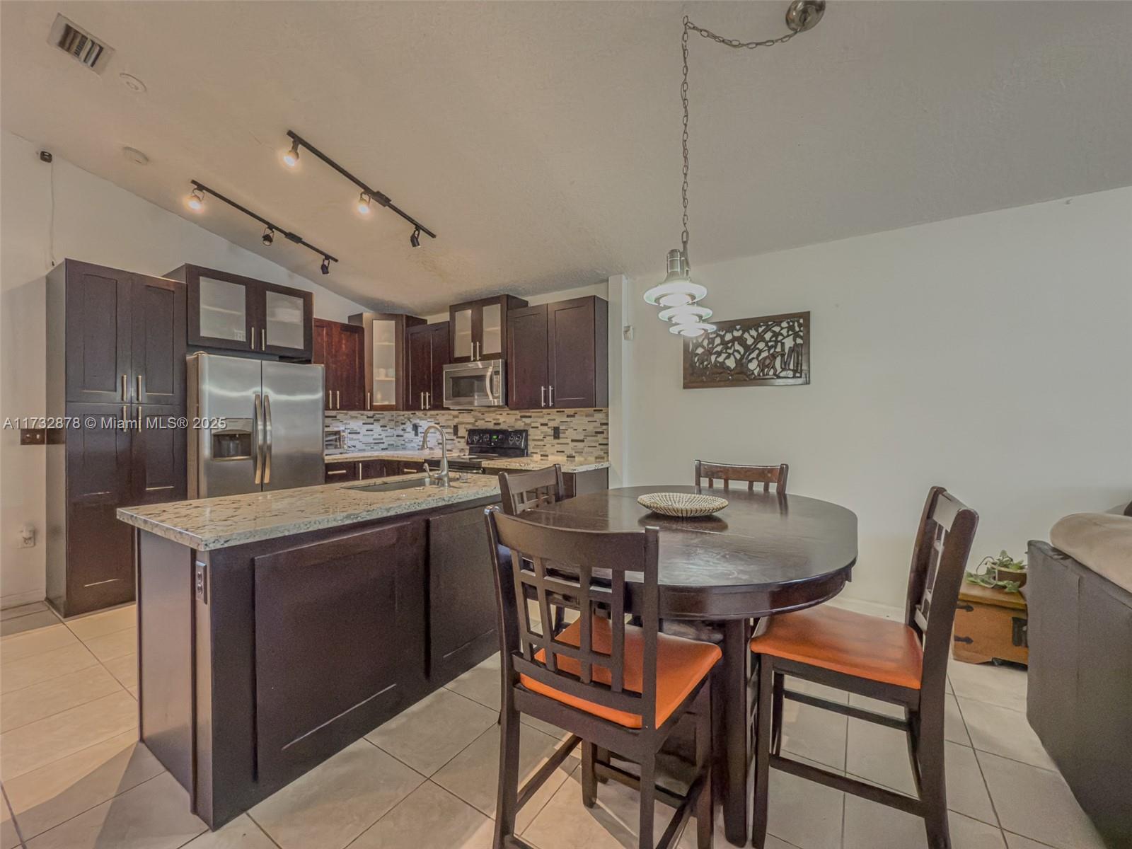 205 Sw 159th Way Property Photo 11