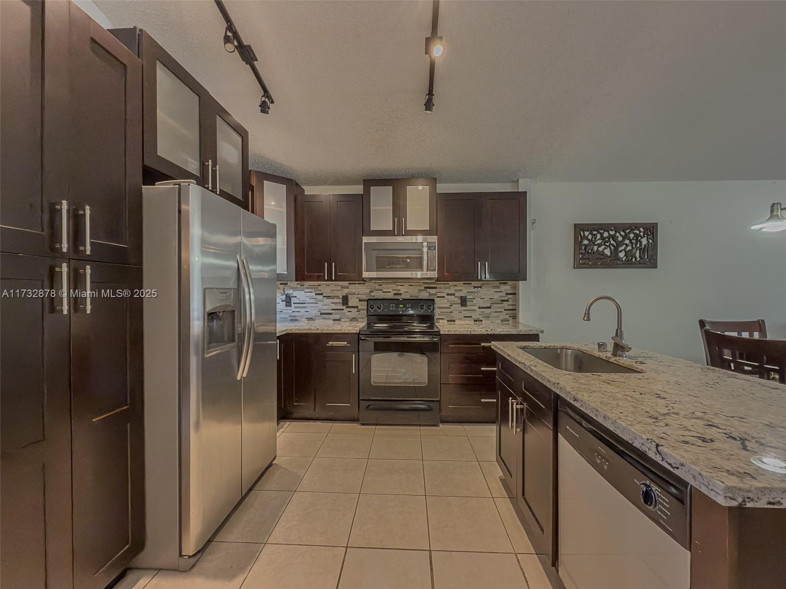 205 Sw 159th Way Property Photo 13
