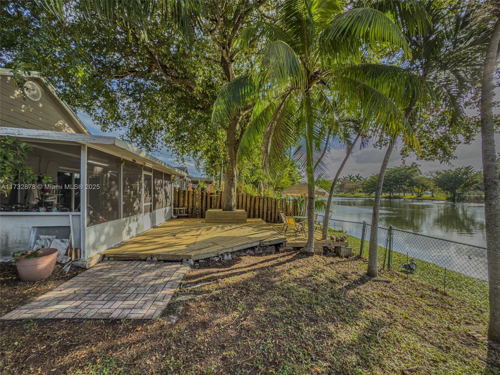 205 Sw 159th Way Property Photo 23