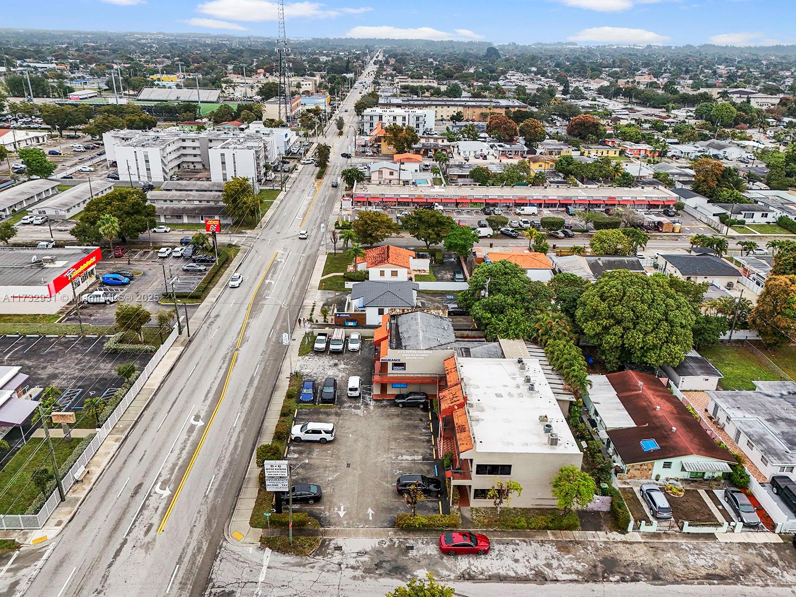 4301-4311 Palm Ave Property Photo 8