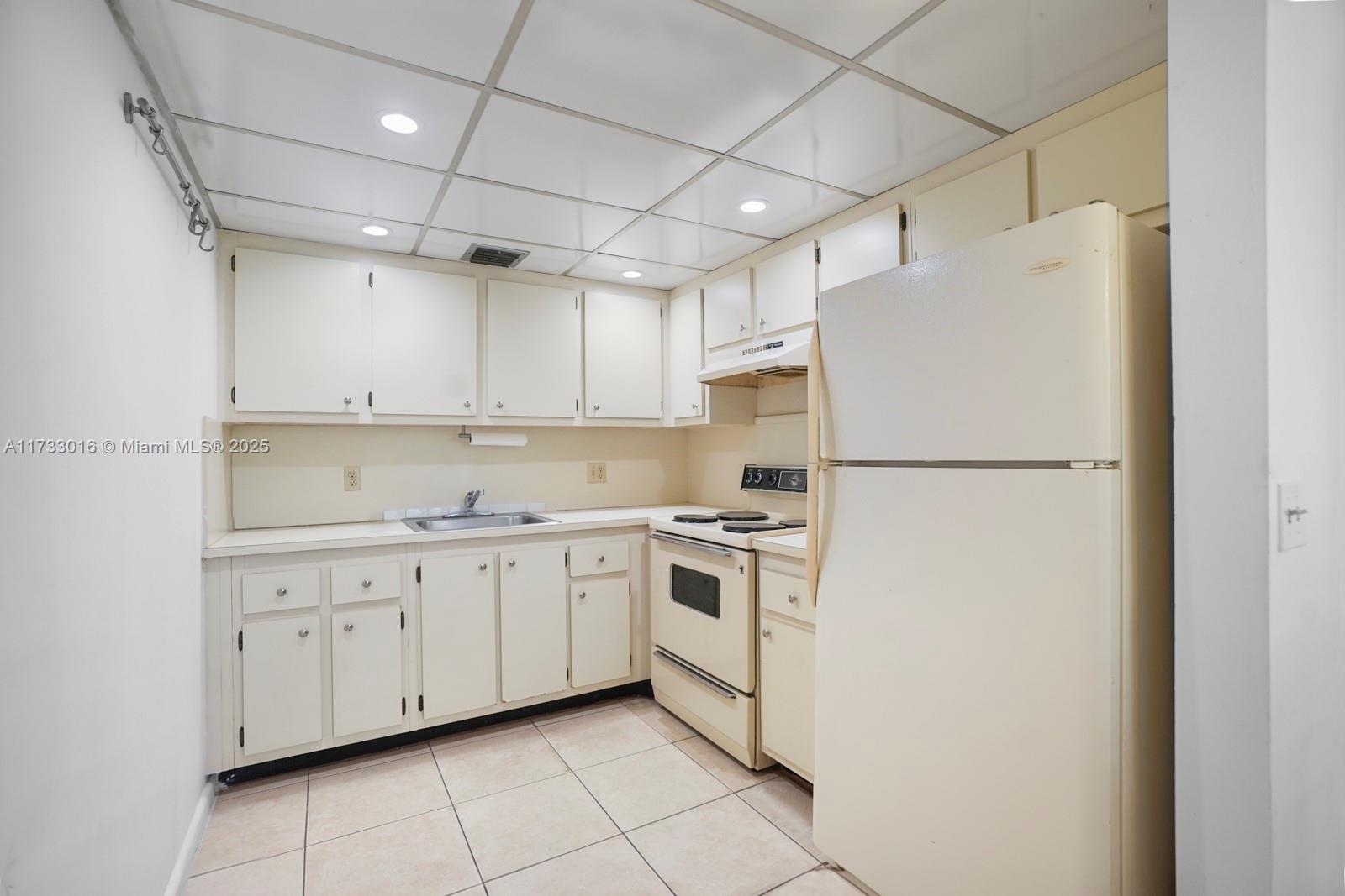 151 Sw 135th Ter 302t Property Photo 41