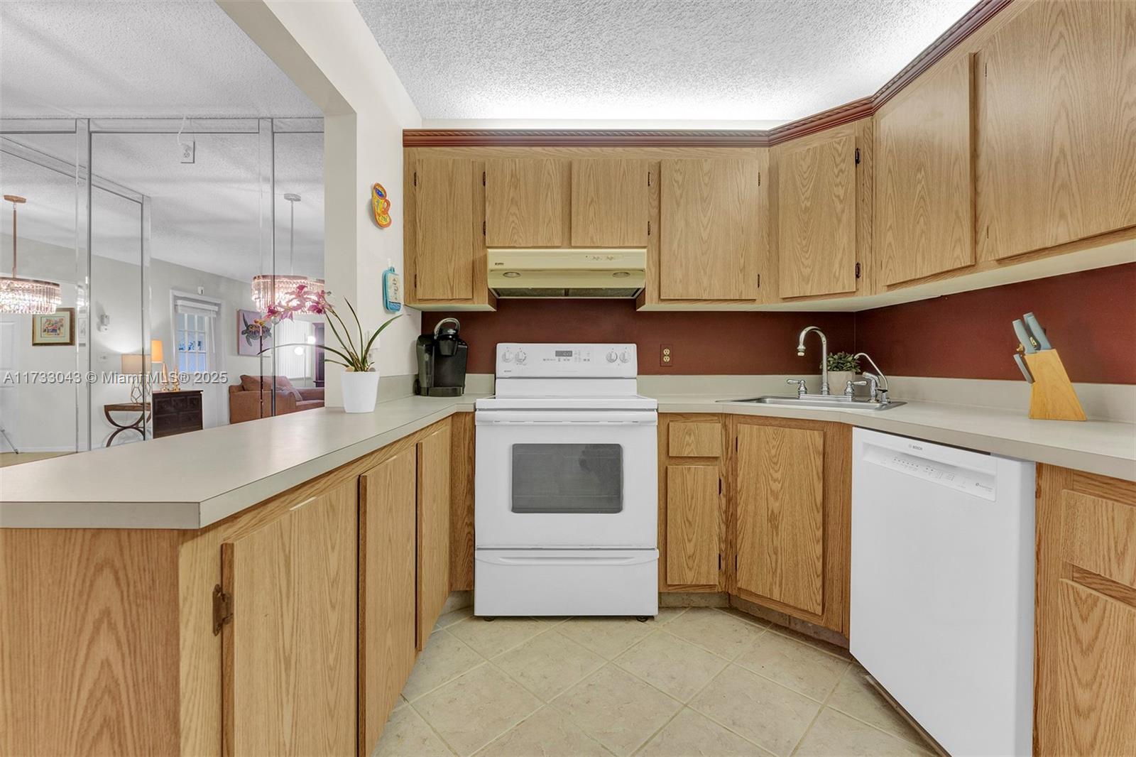 442 Pine Glen Ln D-2 Property Photo 17
