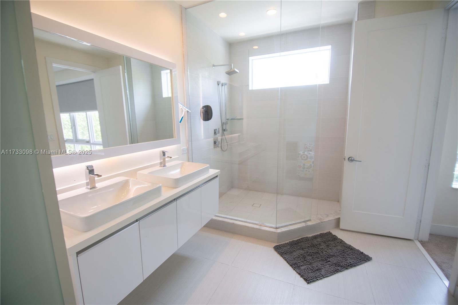 6475 Nw 104th Ct 6475 Property Photo 18