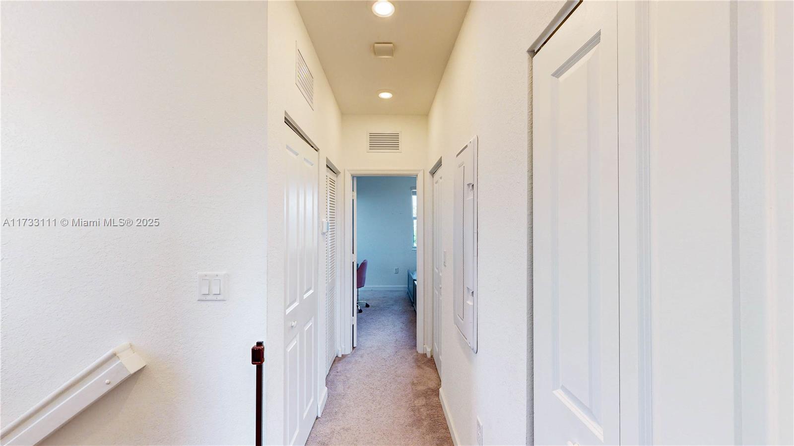 1566 Se 27th Ter Property Photo 21