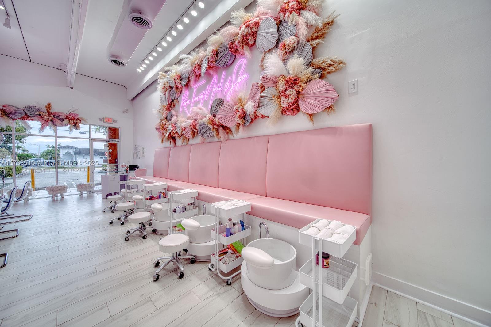 Nail Salon & Spa For Sale In Hialeah Gardens Property Photo 4