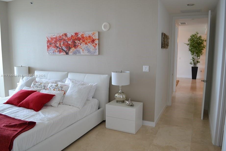 15901 Collins Ave 2705 Property Photo 20