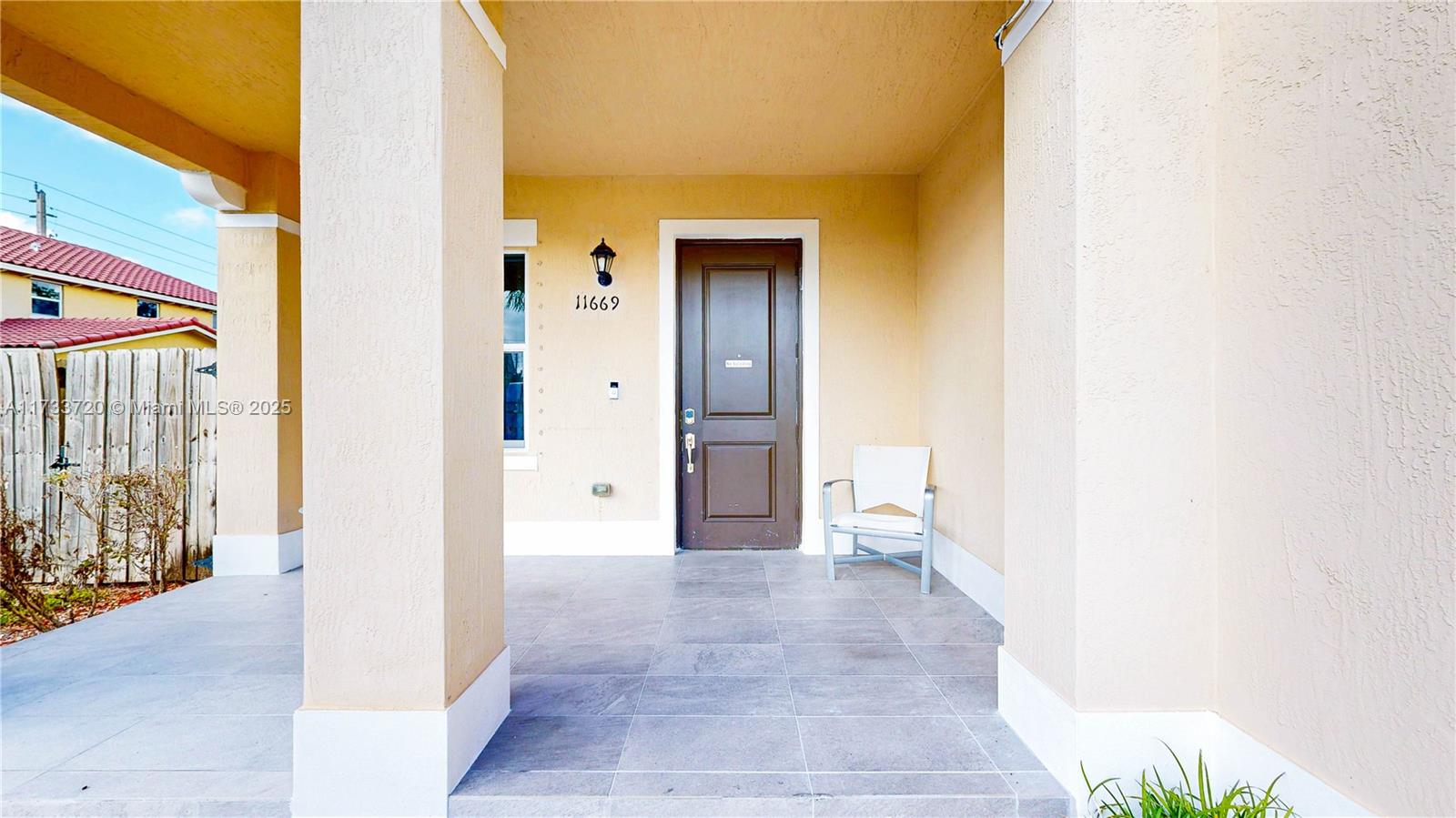 11669 Sw 247th St Property Photo 4