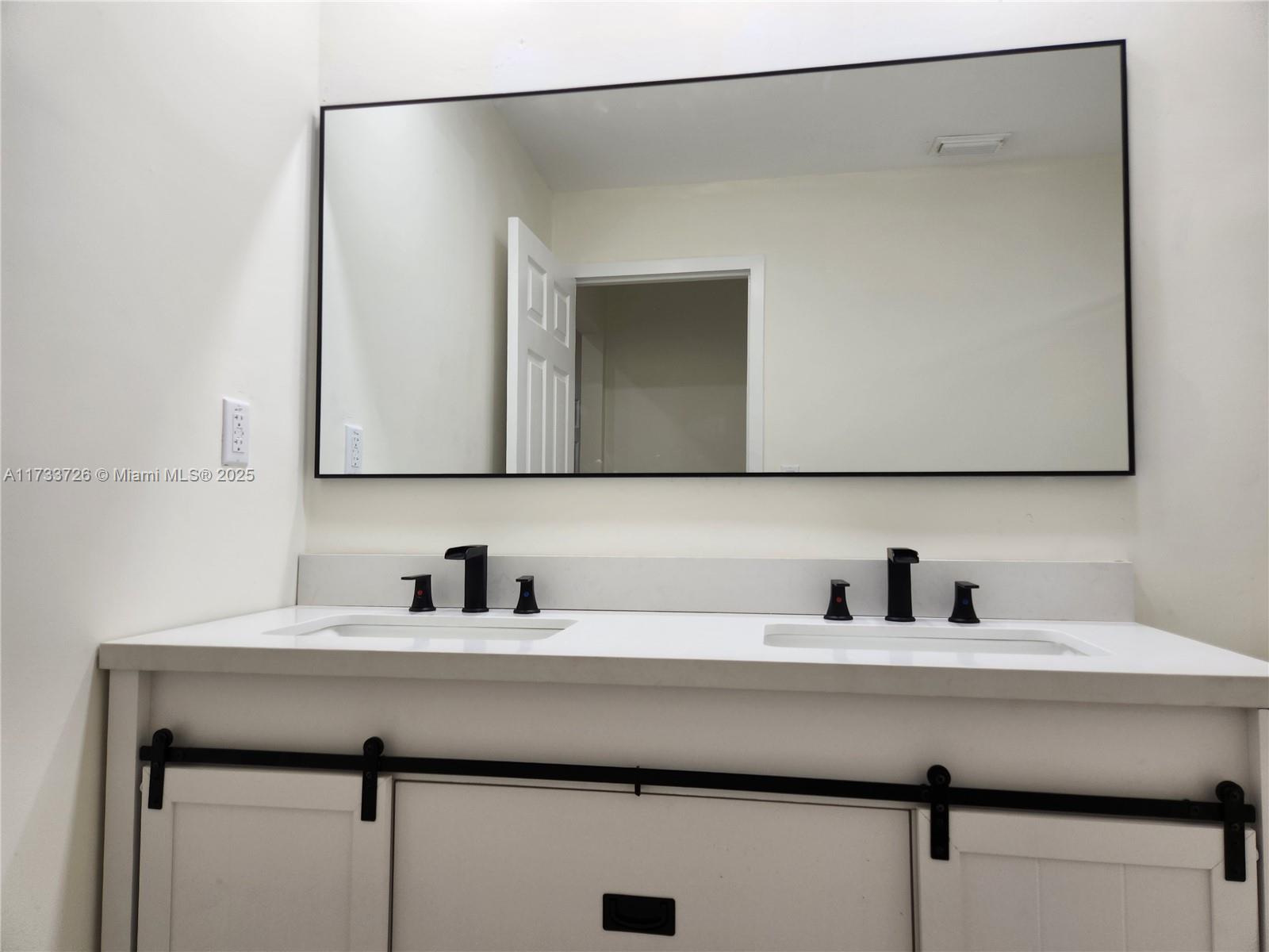 9771 Sw 216th Ter Property Photo 10