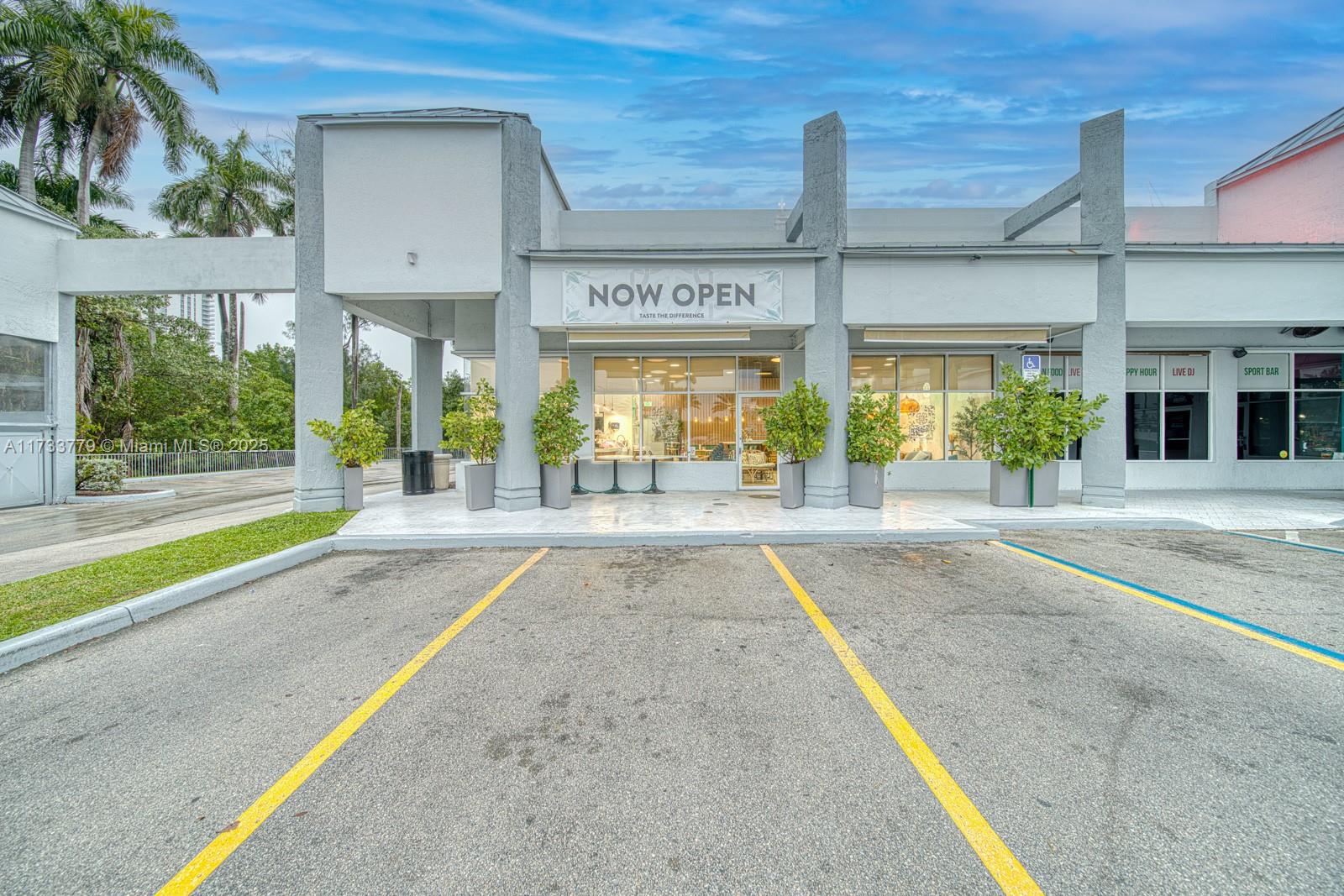 Cafe For Sale On Busy Biscayne Boulevard Property Photo 24