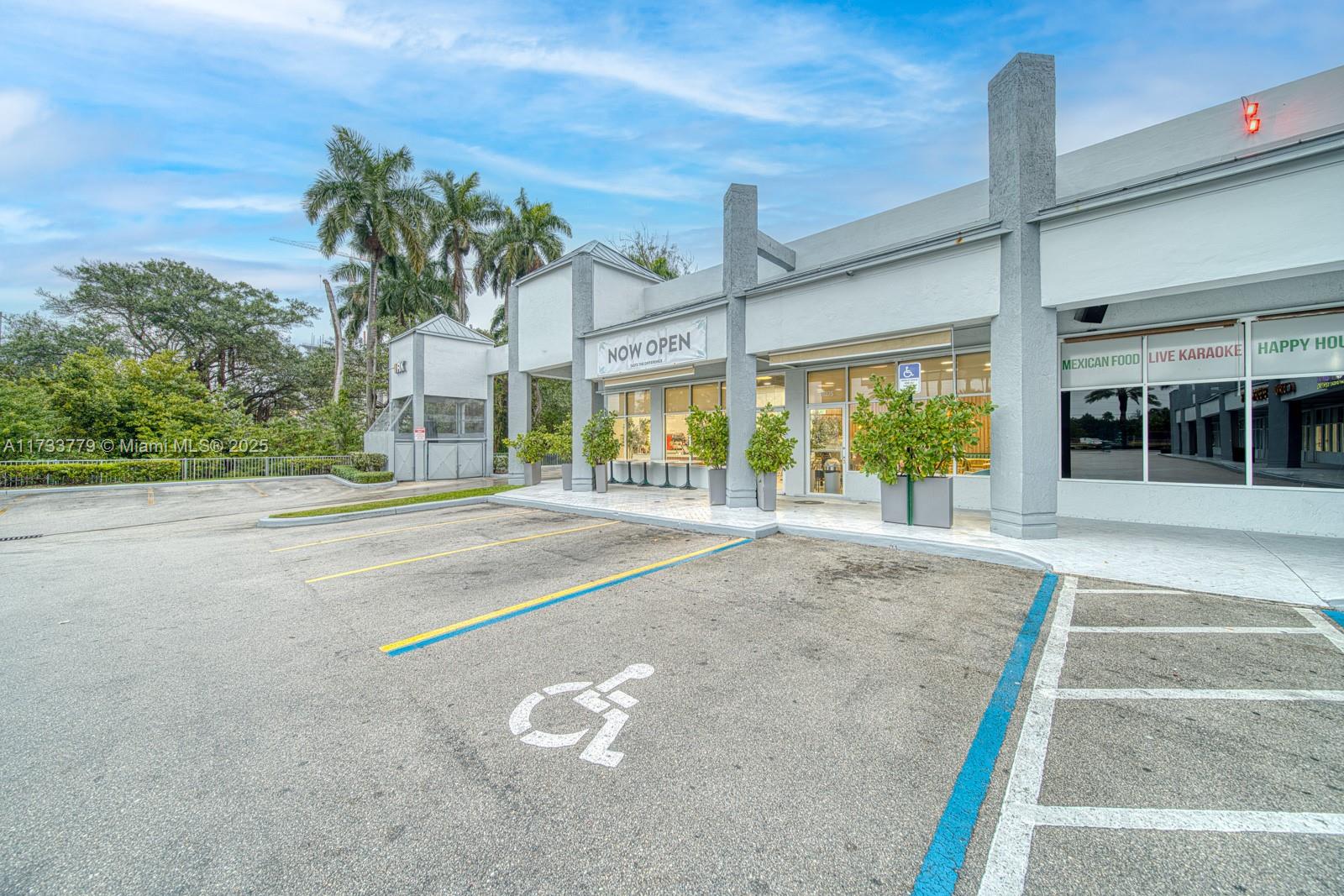 Cafe For Sale On Busy Biscayne Boulevard Property Photo 25