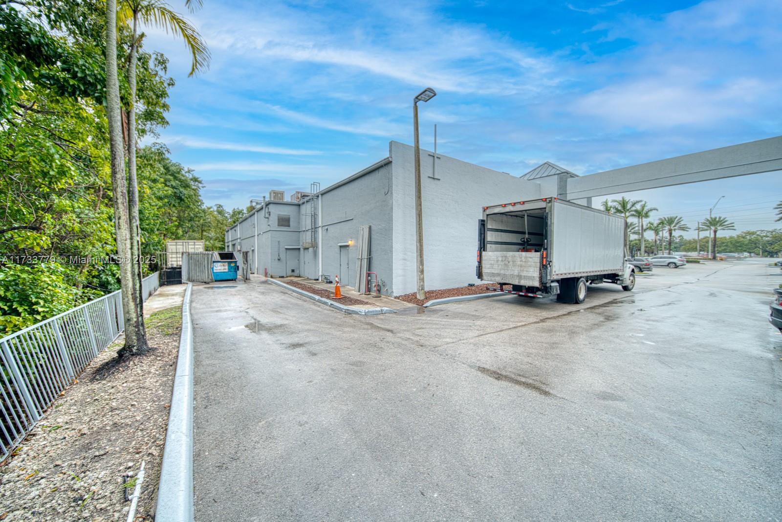 Cafe For Sale On Busy Biscayne Boulevard Property Photo 29