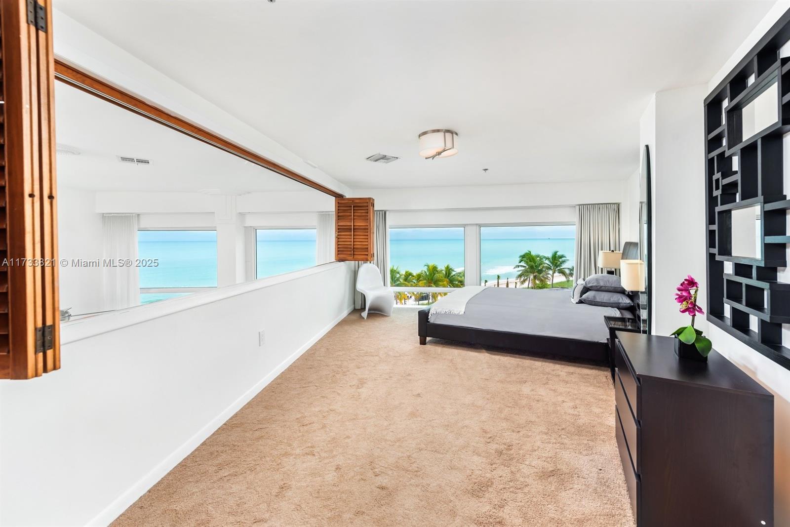 5445 Collins Ave M15 Property Photo 10