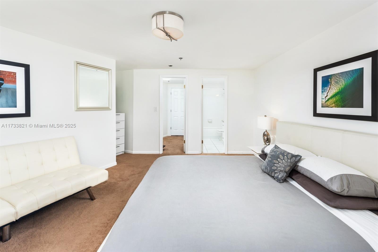 5445 Collins Ave M15 Property Photo 31
