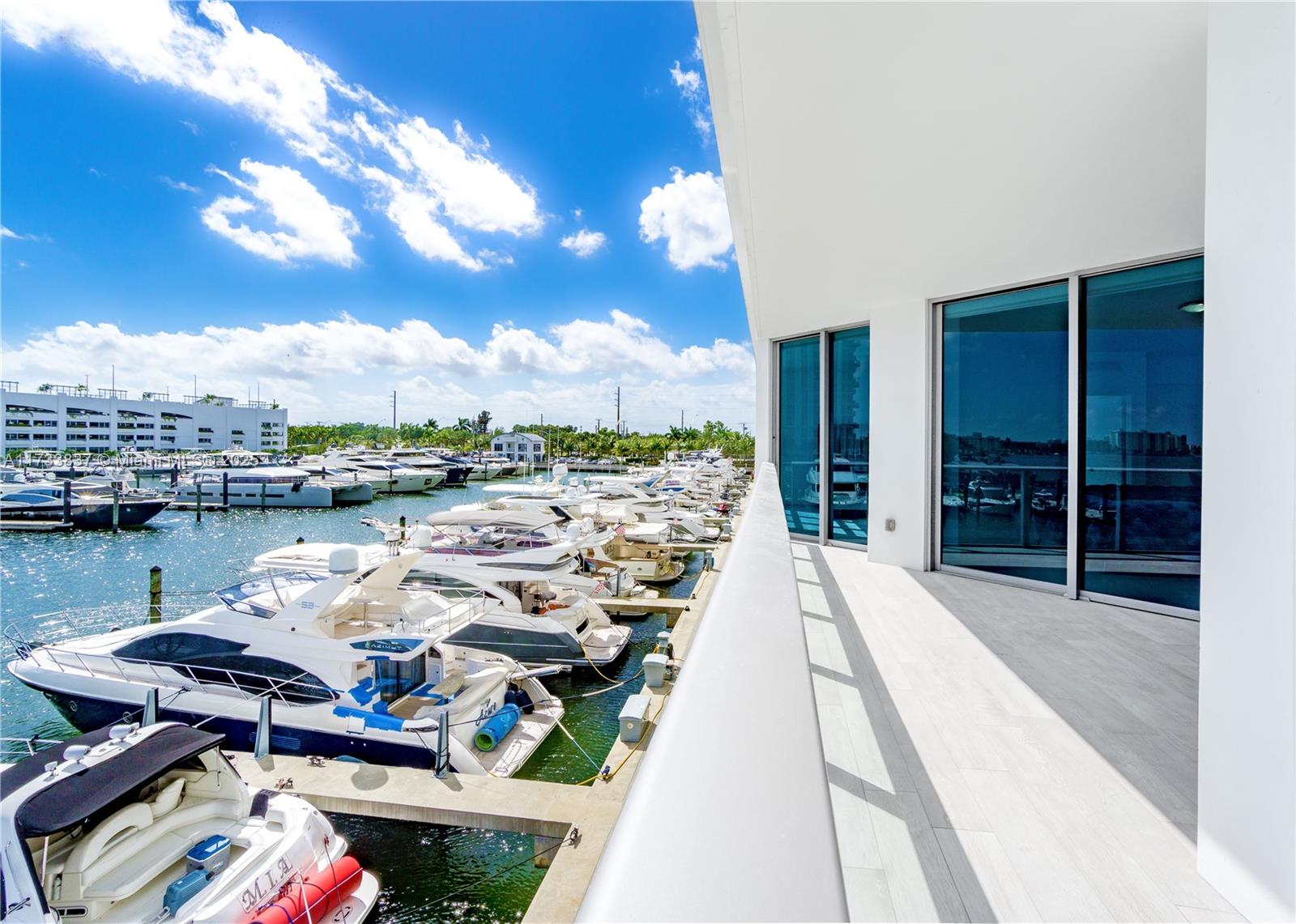 17301 Biscayne Blvd 207 Property Photo 4