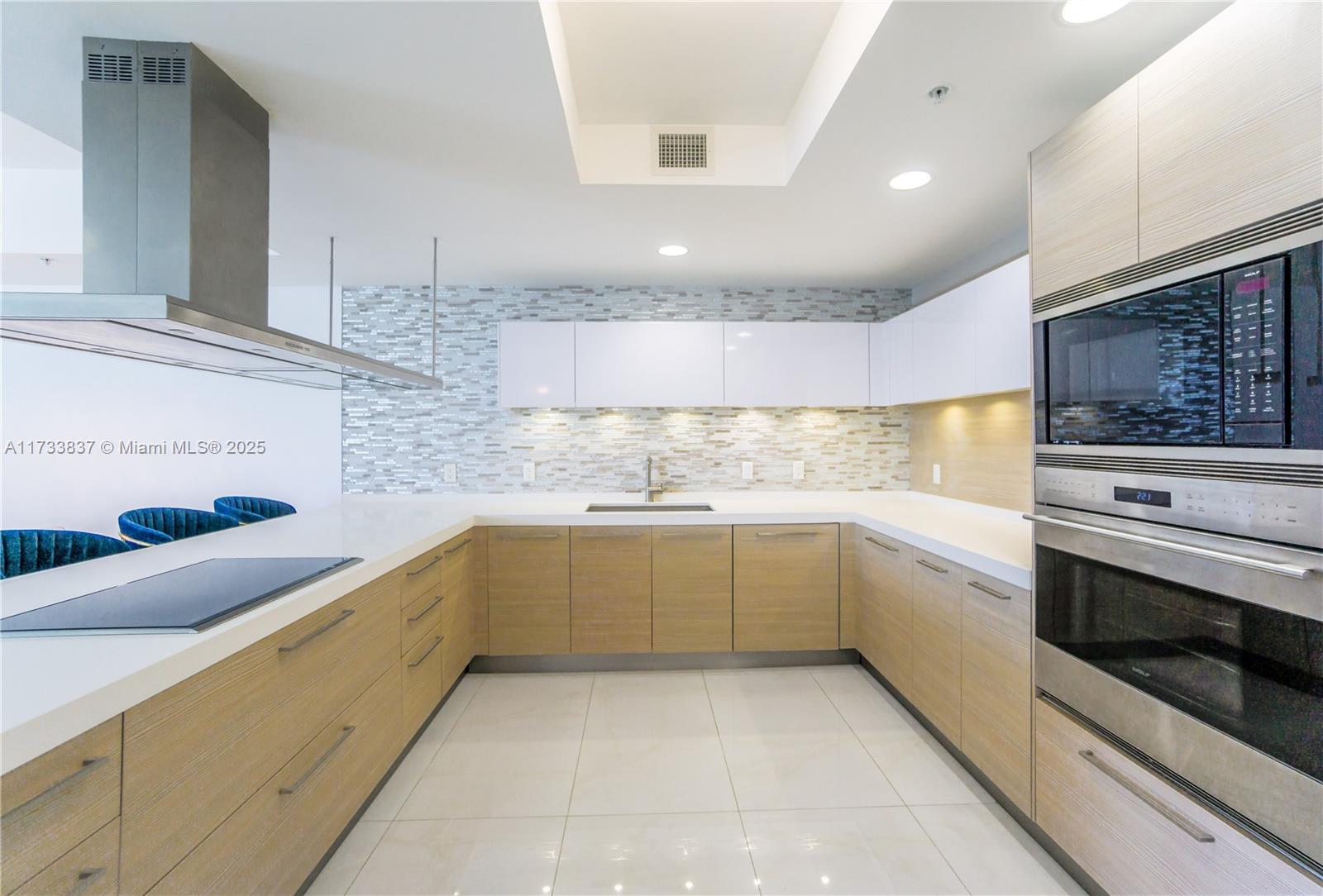 17301 Biscayne Blvd 207 Property Photo 17
