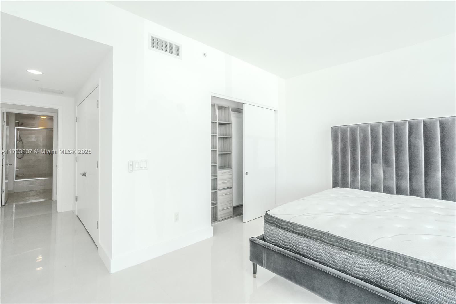17301 Biscayne Blvd 207 Property Photo 21