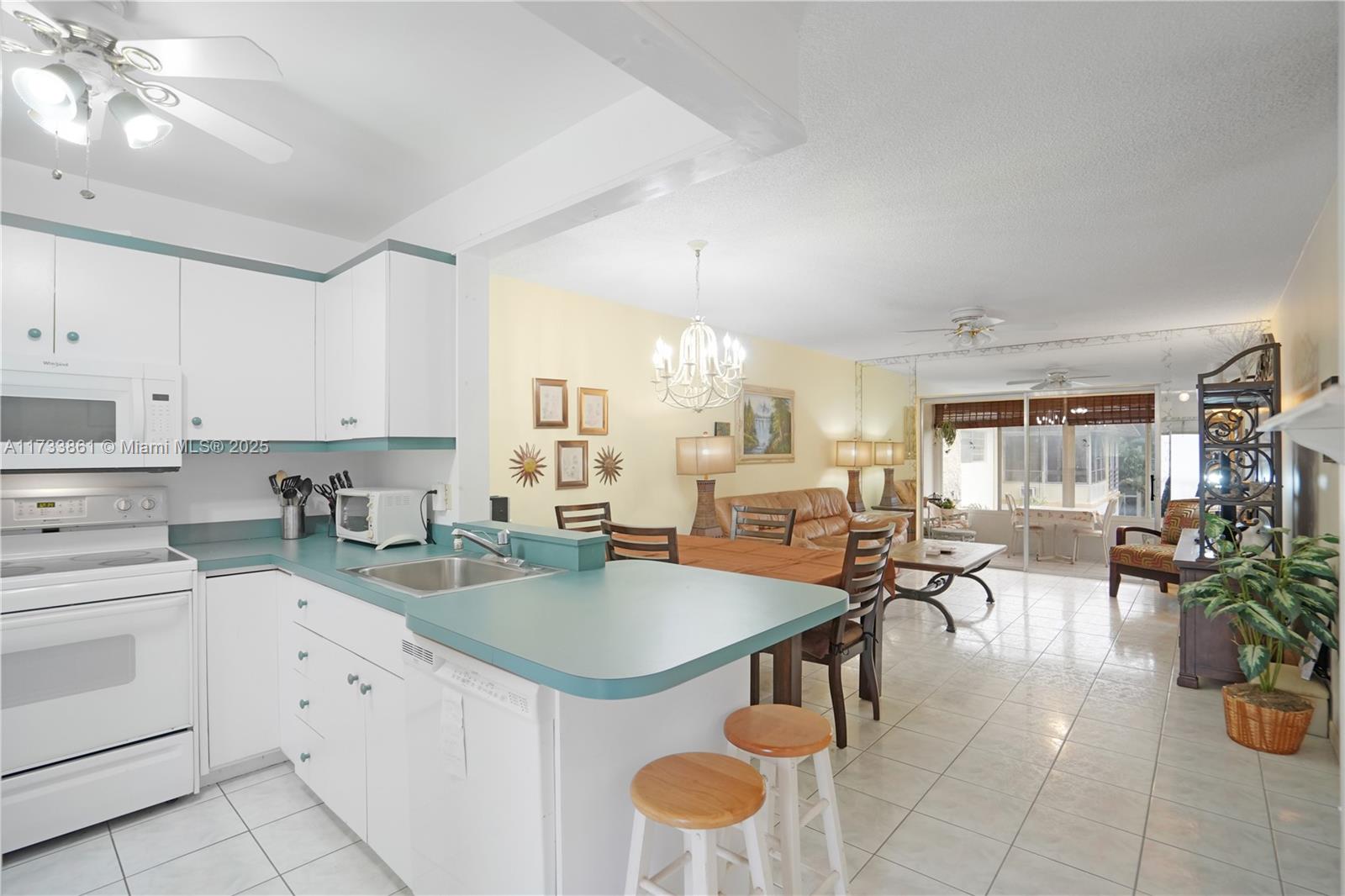 5171 W Oakland Park Blvd 311 Property Photo 17