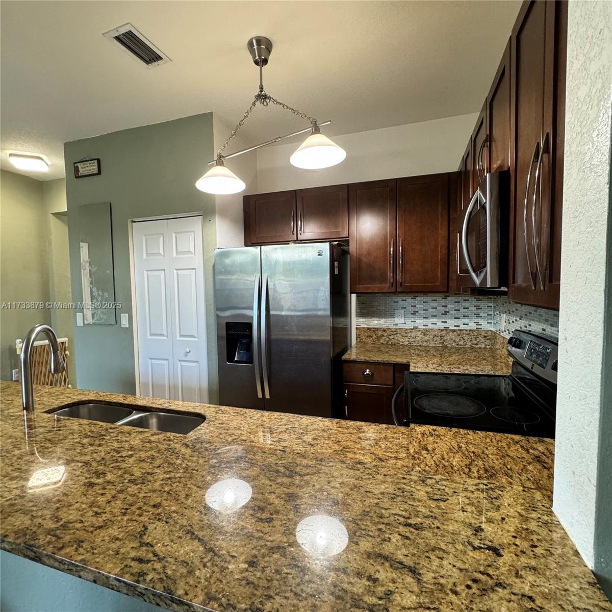 1855 Sw 89th Ter Property Photo 11