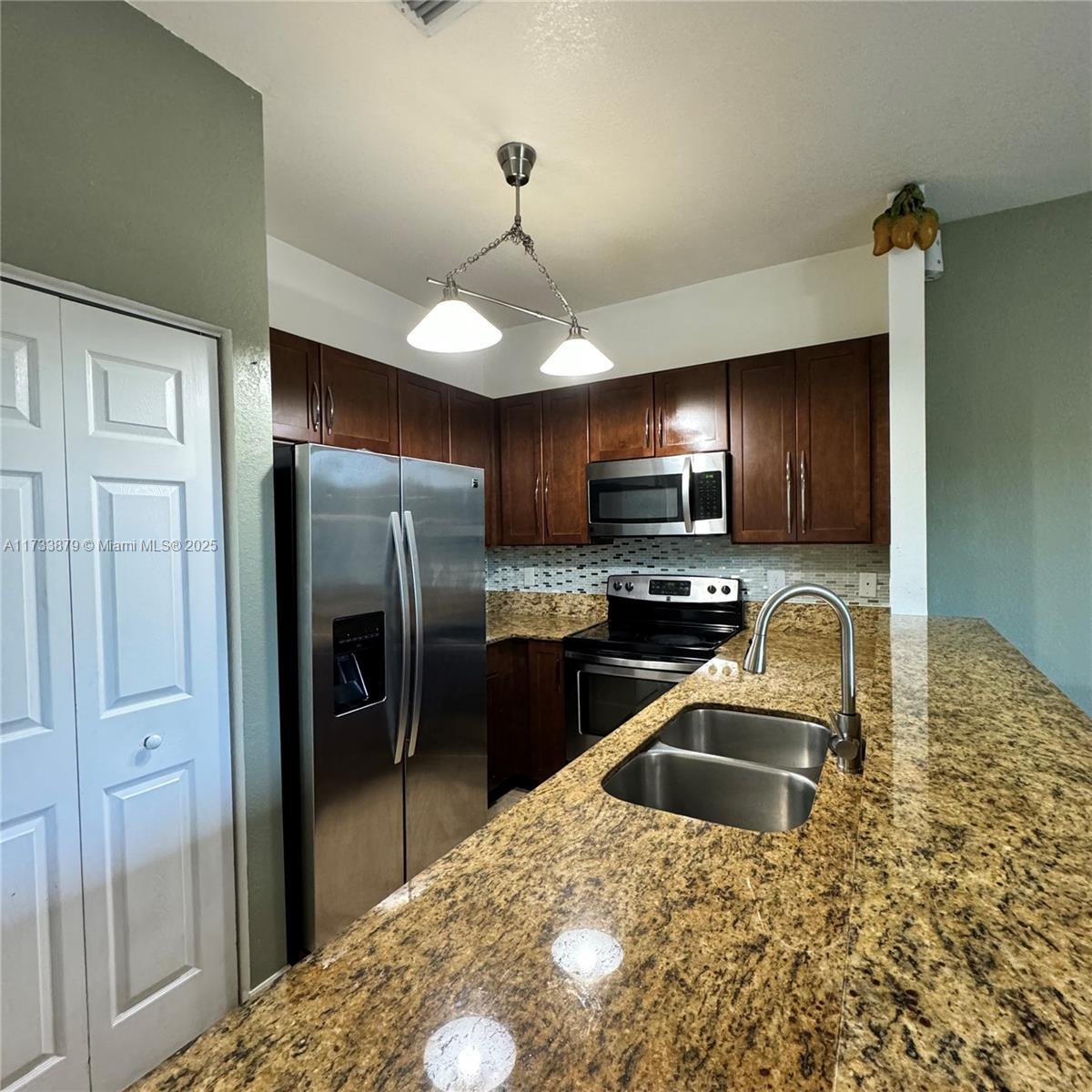 1855 Sw 89th Ter Property Photo 12