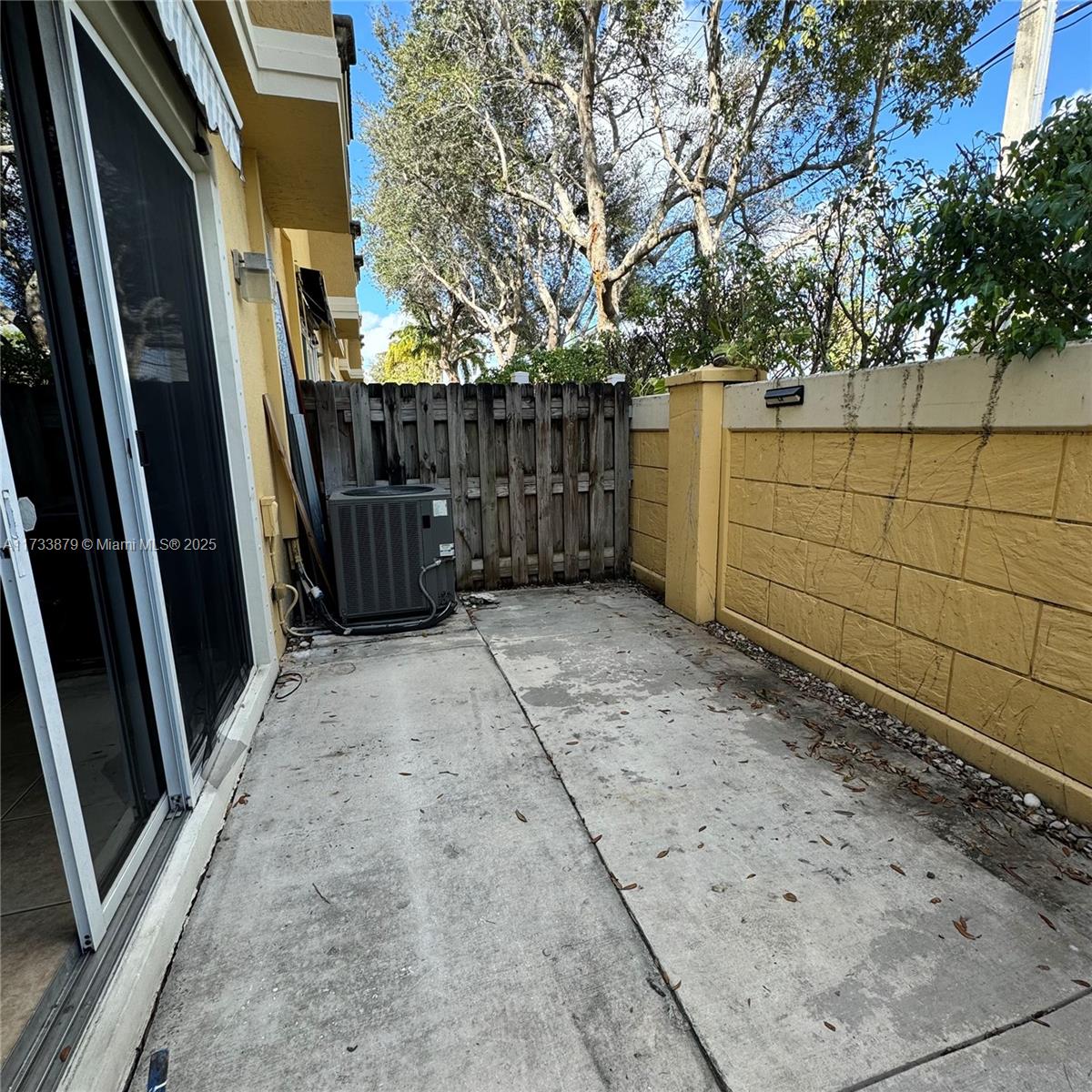 1855 Sw 89th Ter Property Photo 14