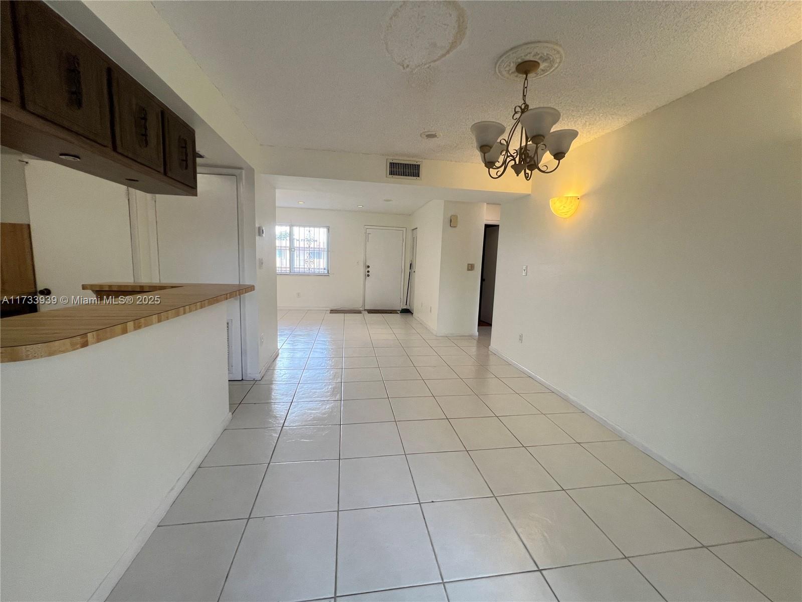8401 Sw 107th Ave 322e Property Photo 5
