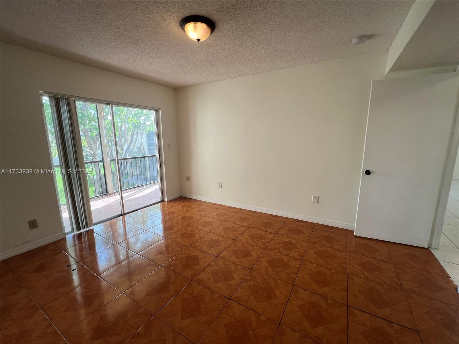 8401 Sw 107th Ave 322e Property Photo 12