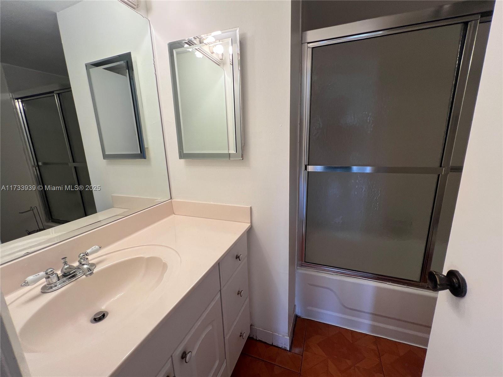 8401 Sw 107th Ave 322e Property Photo 18