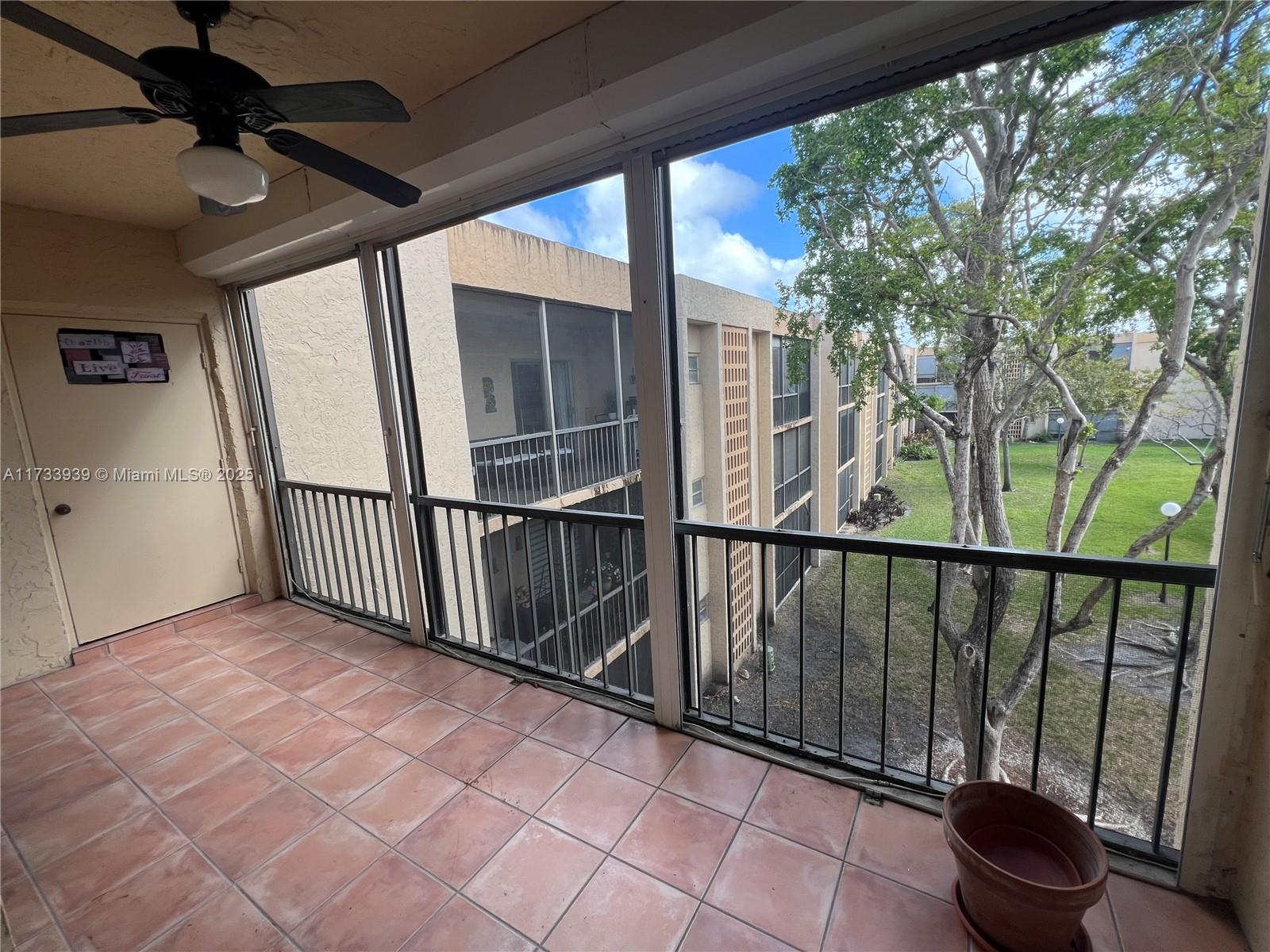 8401 Sw 107th Ave 322e Property Photo 23