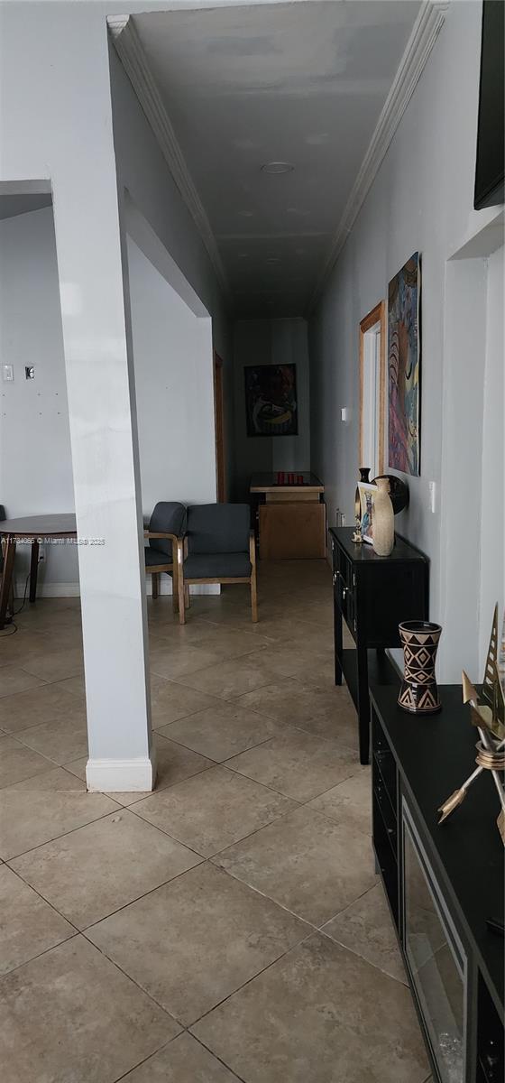 6966 Taft St 1 Property Photo 18