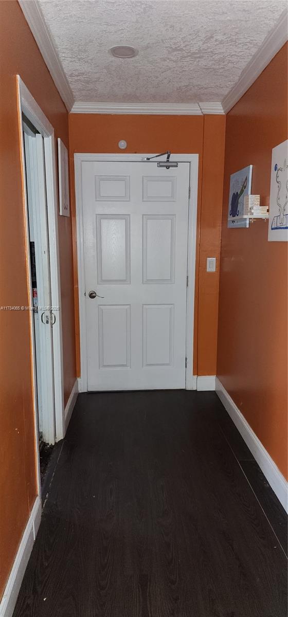 6966 Taft St Property Photo 30