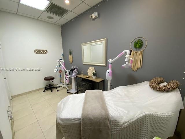 700 Sw 57th Av. Beauty Personal Care Property Photo 8