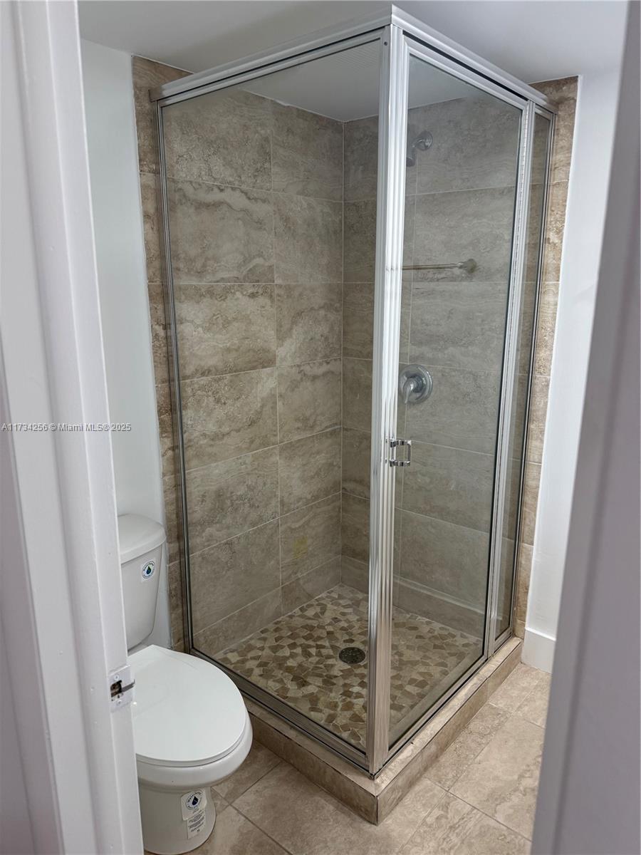 4717 Nw 7th St 801-10 Property Photo 14