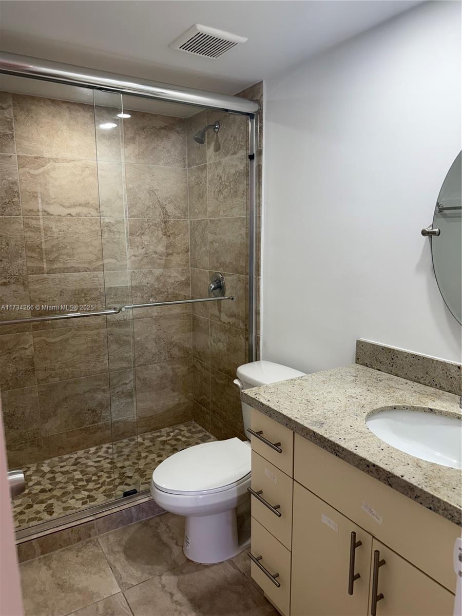 4717 Nw 7th St 801-10 Property Photo 24