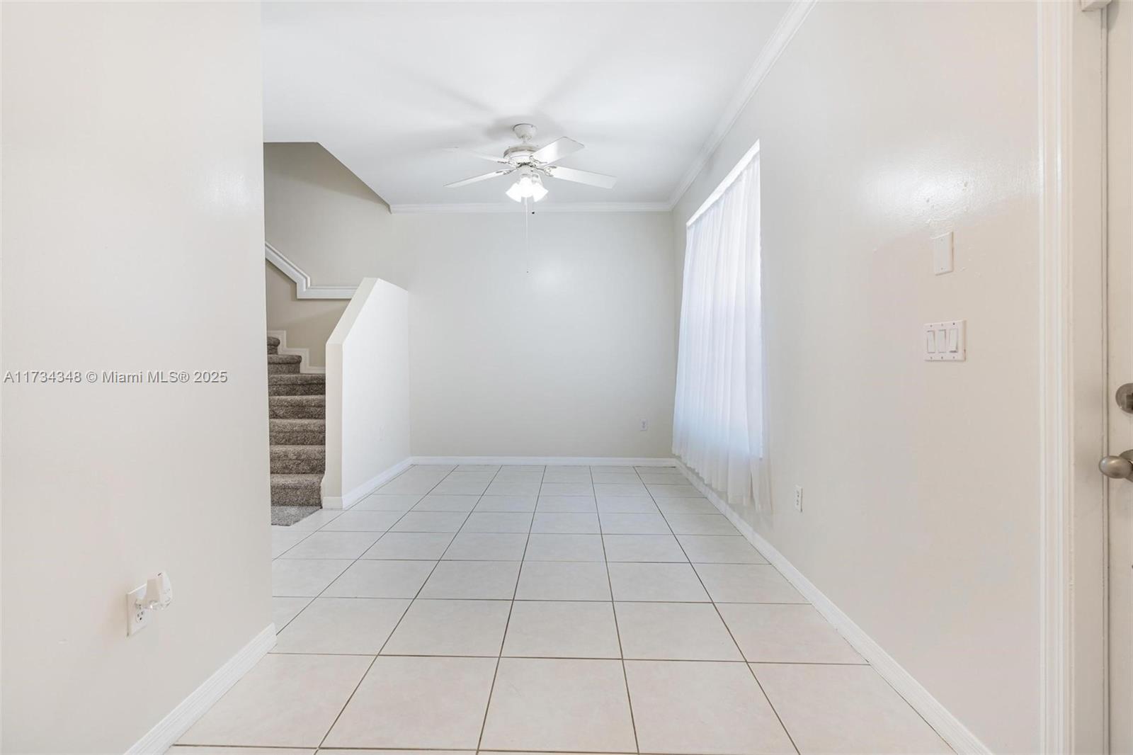 9135 Sw 203rd Ter Property Photo 6