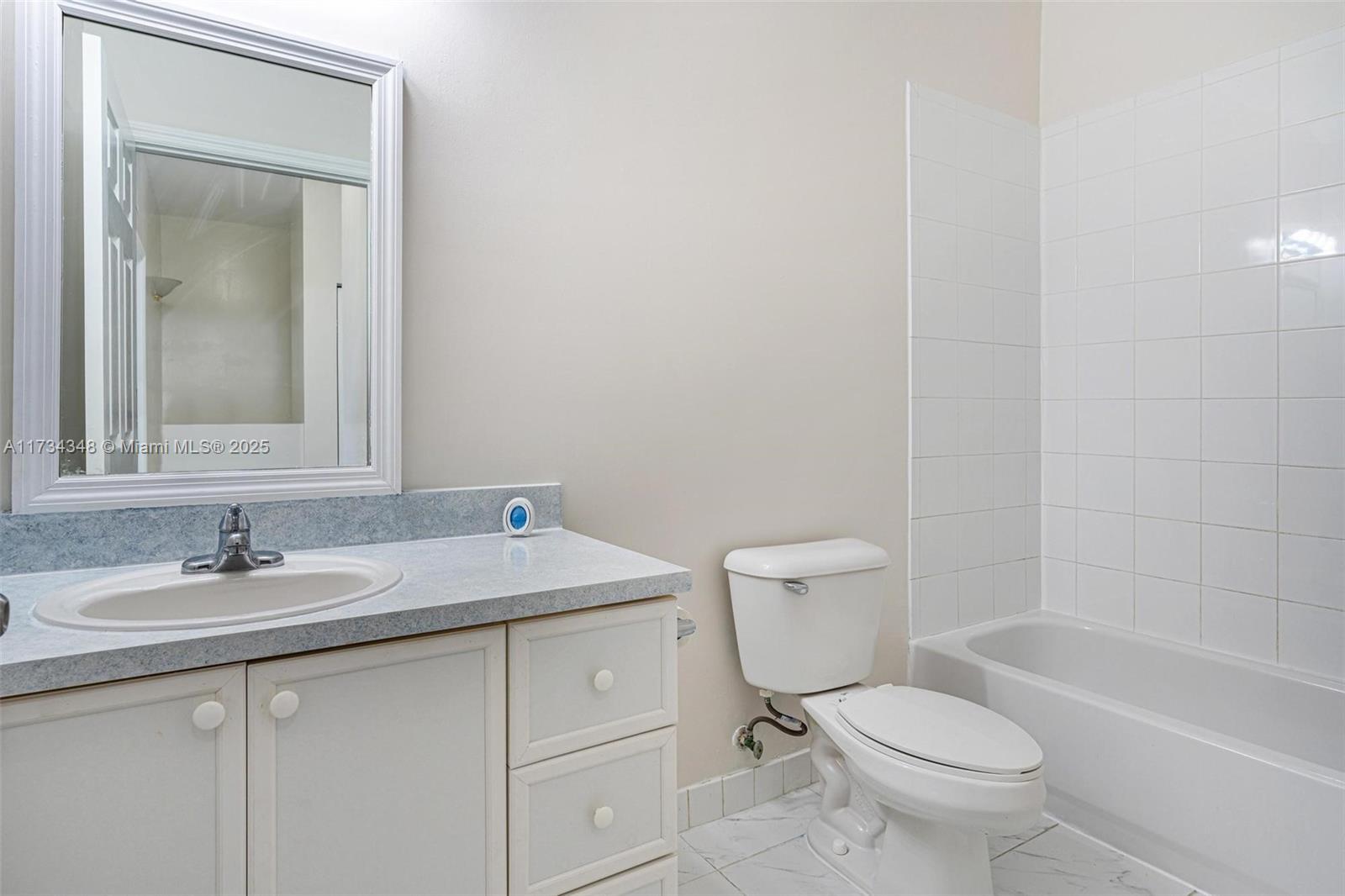 9135 Sw 203rd Ter Property Photo 17