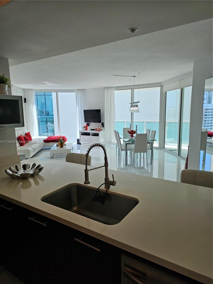 150 Sunny Isles Blvd 1-1001 Property Photo 5