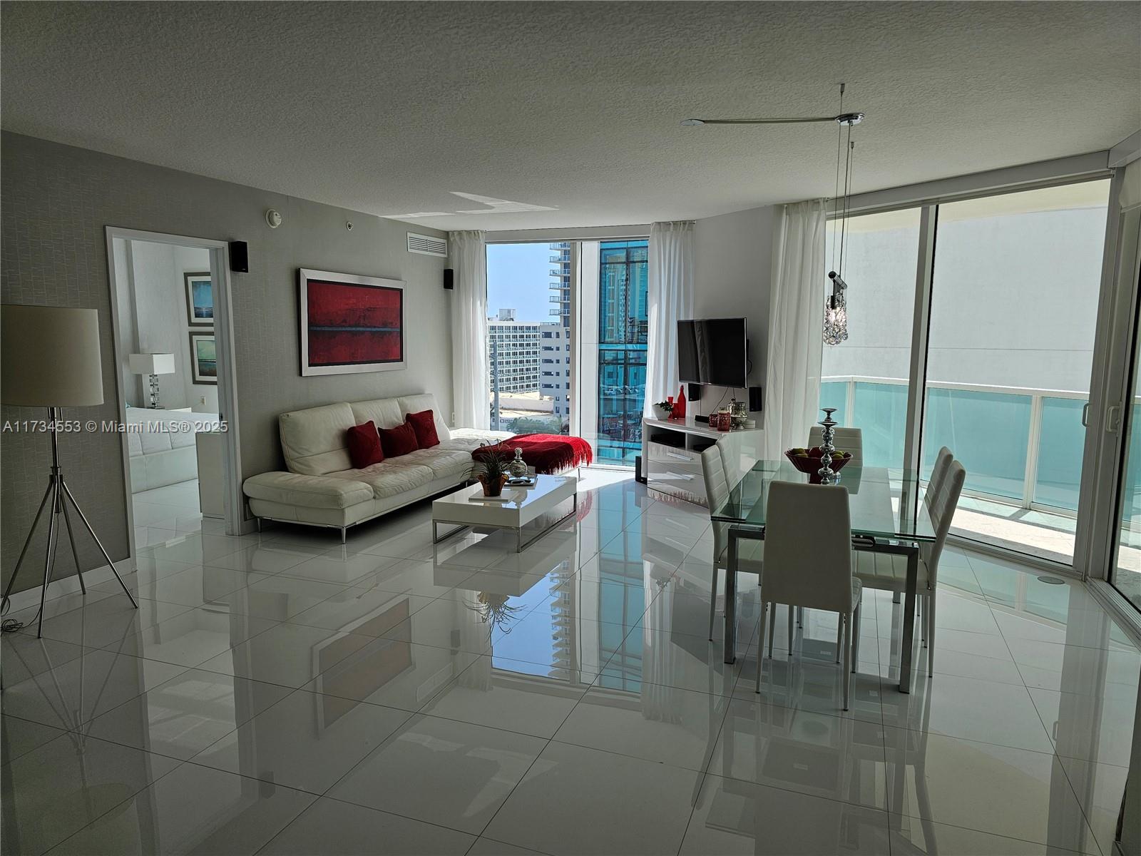 150 Sunny Isles Blvd 1-1001 Property Photo 8