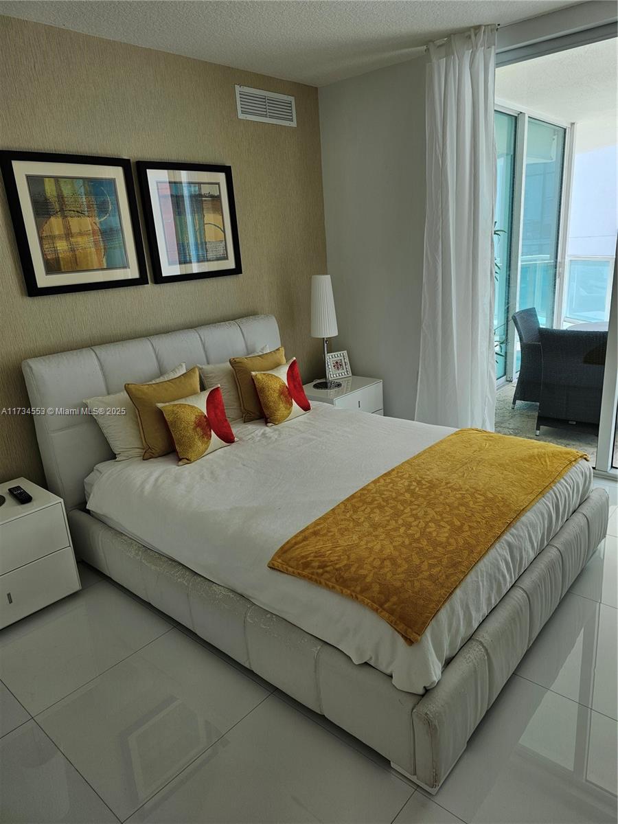 150 Sunny Isles Blvd 1-1001 Property Photo 24