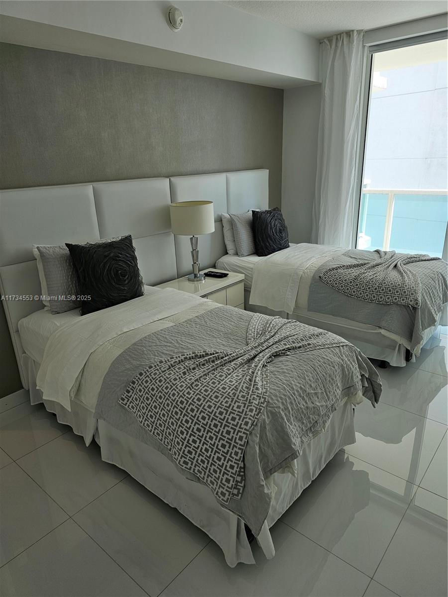 150 Sunny Isles Blvd 1-1001 Property Photo 33