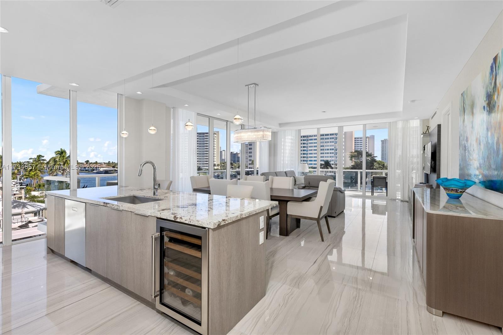 33 Intracoastal Condomini Real Estate Listings Main Image