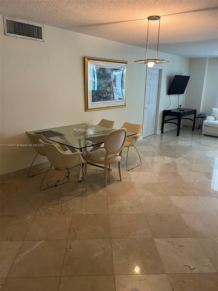 9801 Collins Ave 17j Property Photo 17
