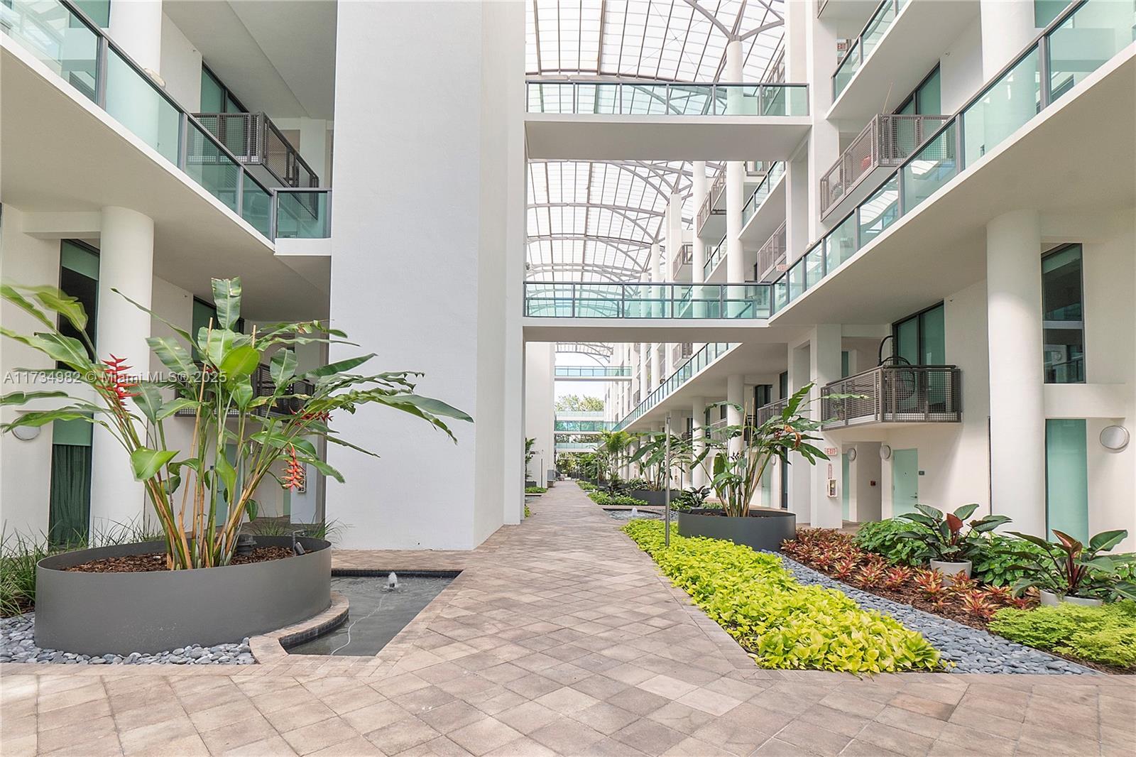 6000 Collins Ave 527 Property Photo 1