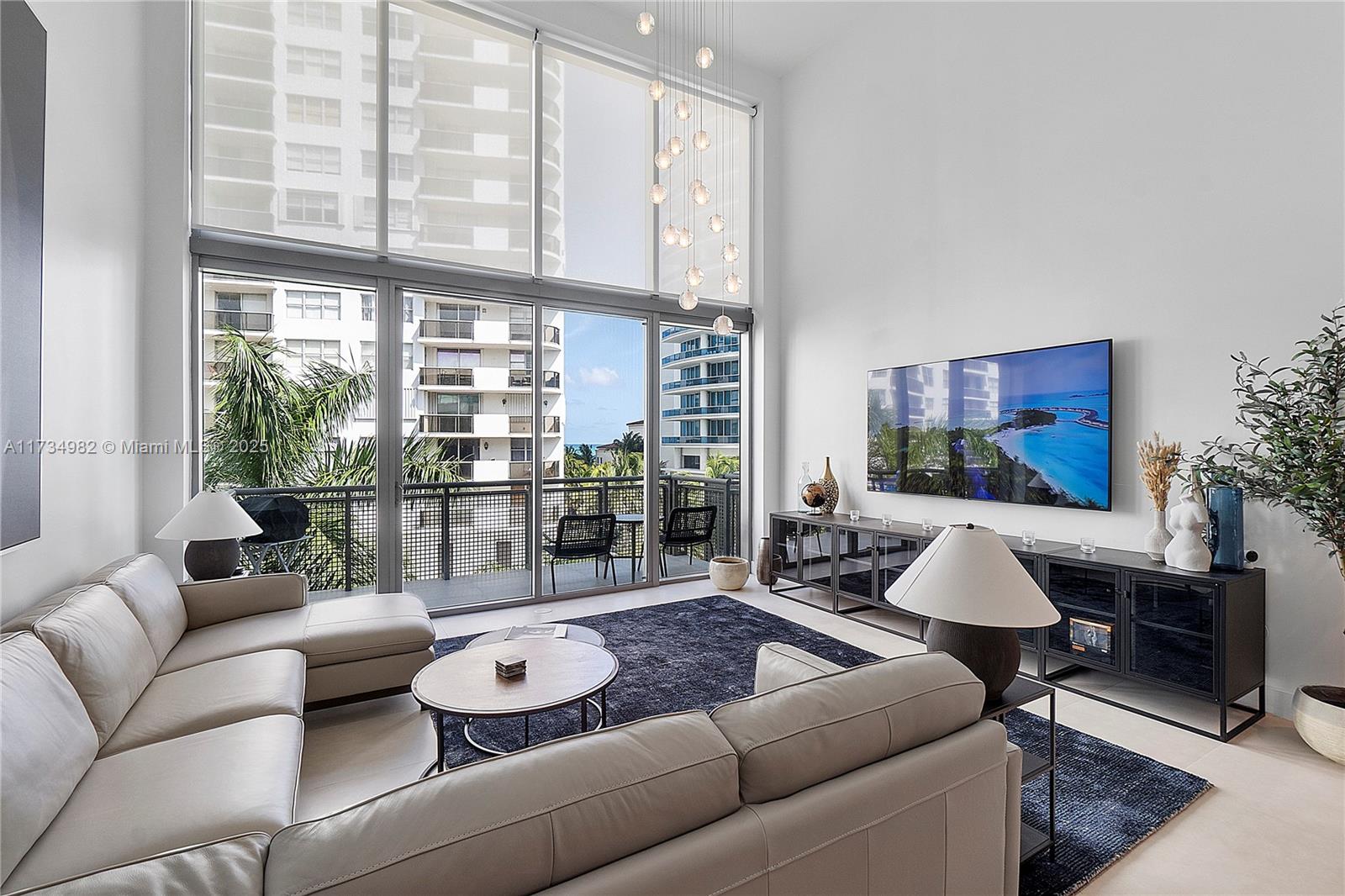 6000 Collins Ave 527 Property Photo 19