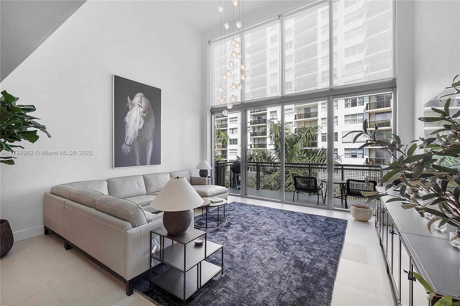 6000 Collins Ave 527 Property Photo 21