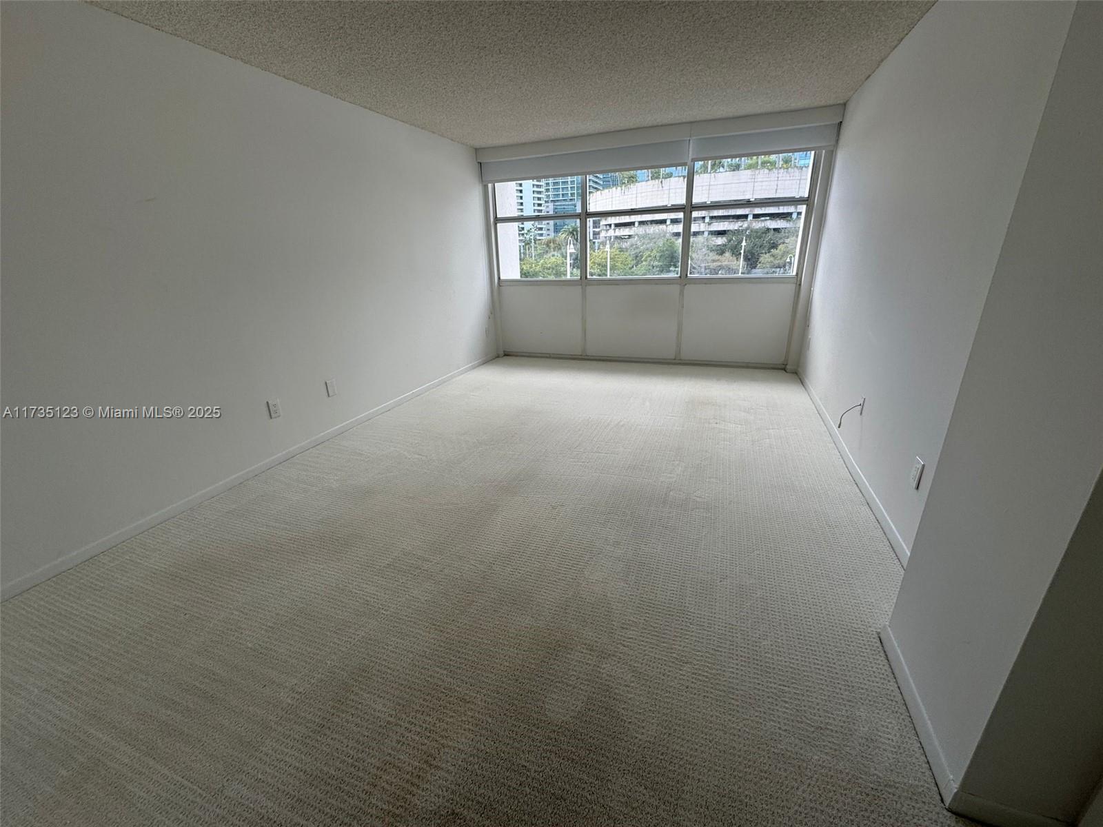 1420 Brickell Bay Dr 306d Property Photo 9