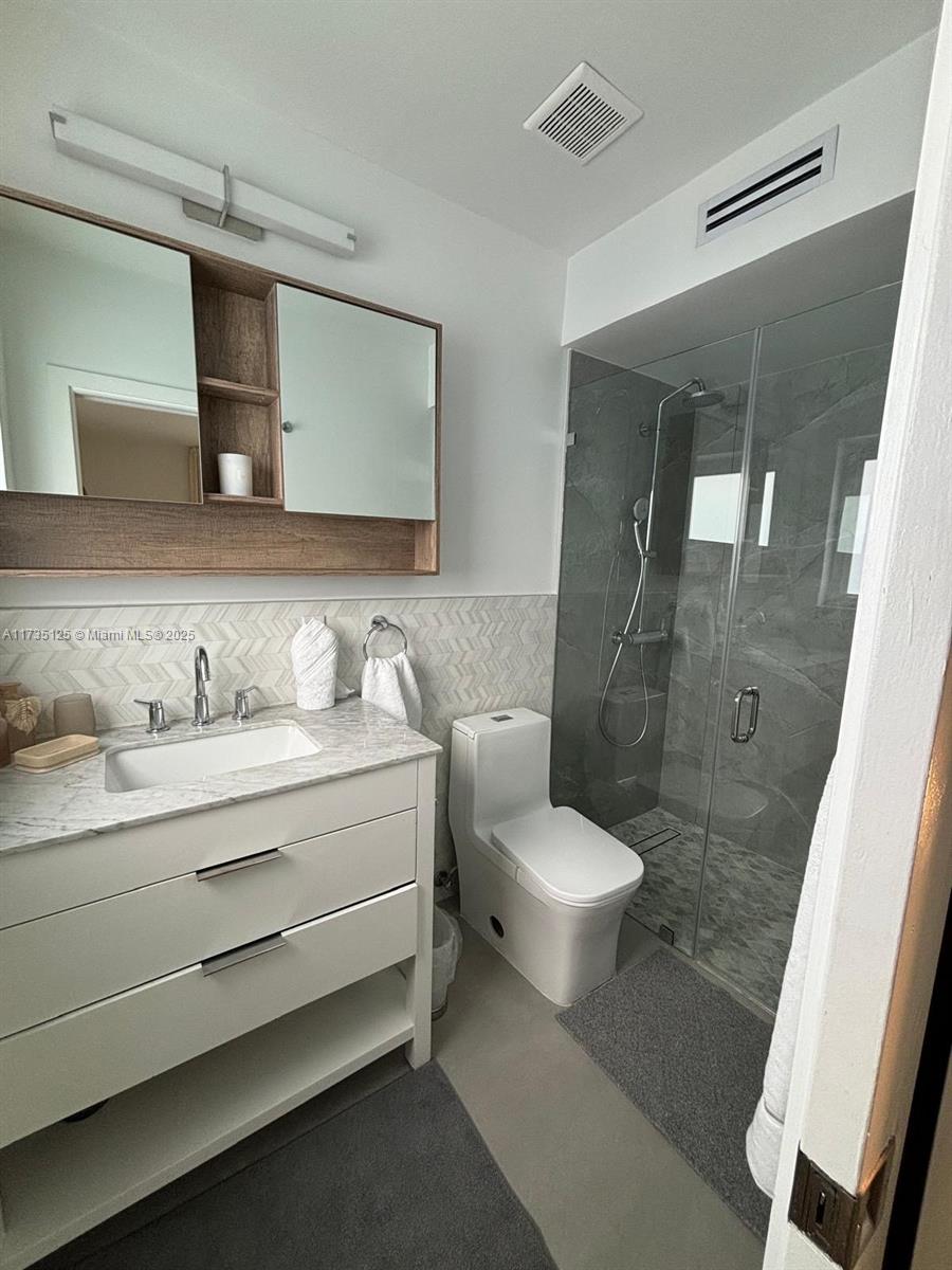 1320 Marseille Dr 1320 Property Photo 19
