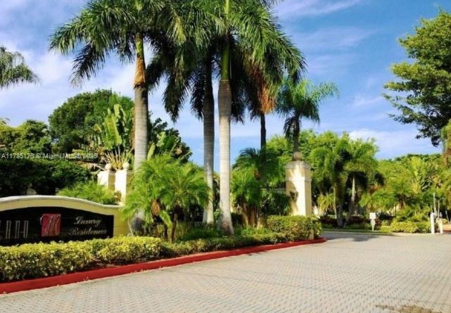 1739 Village Blvd 106 Property Photo 1